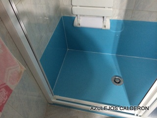 ASIENTO  DE DUCHA PLEGADO
