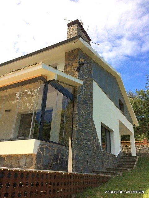 griferias,muebles,mamparas,porcelanicos,saneamientos,gres,azulejos,viviendas,completas,rehabilitaciones,cocinas,baños,reformas,integrales,asturias,gijon,azulejos,calderon,