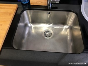 FREGADERO INOX. BAJO-ENCIMERA