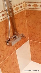 DETALLE DEL MONOMANDO DE DUCHA