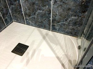 REJILLA DE DESAGÜE ACERO INOX.
