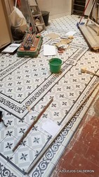 COLOCACION DE SUELO EN ALFOMBRA