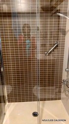 DUCHA PERFECTAMENTE INTEGRADA CON EL AZULEJO YA EXISTENTE