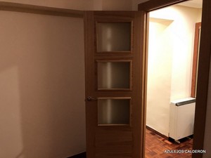 PUERTAS EN ROBLE