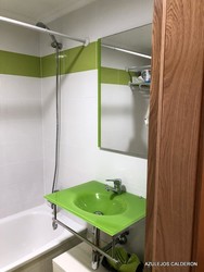 ENCIMERA LAVABO EN CRISTAL VERDE