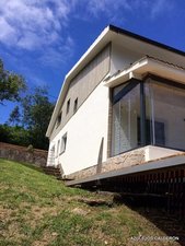 LATERAL FACHADA ACRISTALADA