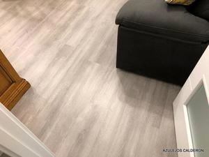 COLOCACION DE SUELO DE TARIMA FLOTANTE EN HABITACIONES DE PISO REFORMADO