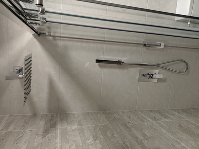 ALCACHOFA GRANDE, DUCHA, BAÑO, GRIFERIA, MAMPARA, ACERO 