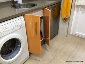 PUERTAS BAJO FREGADERO