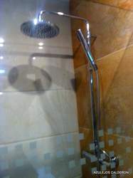 TERMOSTATICO CON DUCHA GIGANTE