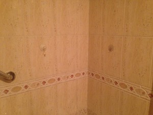 SE RESPETA EL AZULEJO YA EXISTENTE