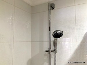 BARRA DE DUCHA ADHESIVA