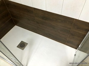 PORCELANICO WOOD WENGE IMITACION MADERA