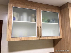 MUEBLE C/ VITRINA