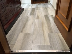 SUELO STAGE GREY ANTIDESLIZANTE 25X85