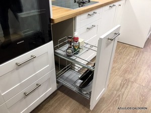 INTERIOR DE BOTELLERO