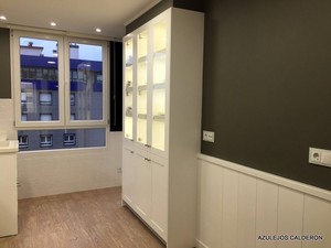 MUEBLE C/ VITRINA Y OCULOS INTEGRADOS
