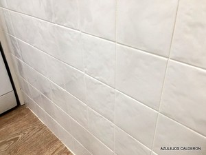 AZULEJO DE AGUAS BLANCO 10x10 CM.