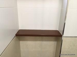 BALDA HECHA CON EL MISMO MATERIAL DE LA DUCHA