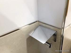 PORTA-ROLLOS SENSA ADHESIVO