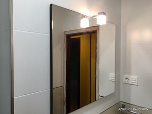 ESPEJO EN WENGE A JUEGO CON EL MUEBLE
