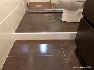 ALTURA MINIMA INDISPENSABLE PARA DESAGÜE DEL WC