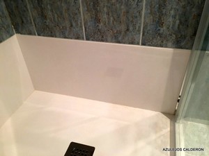 PANELES LATERALES A JUEGO CON LA DUCHA