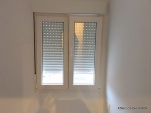 VENTANA EN PVC BLANCO