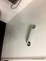 ASA DE DUCHA ATORNILLADA