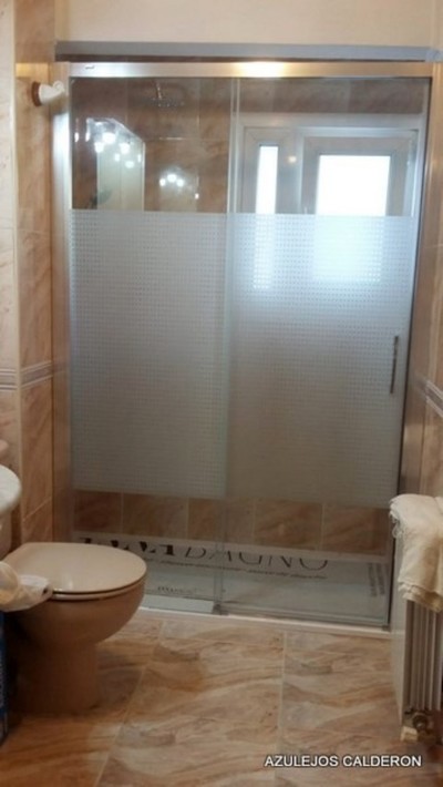CAMBIO DE BAÑERA POR DUCHA C/ AVELINO GONZALEZ MALLADA