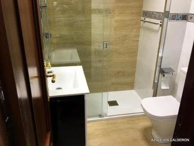 REFORMA DE BAÑO C/ PUERTO VENTANA