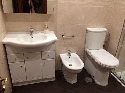 REFORMA DE BAÑO C/MARCELINO GONZALEZ