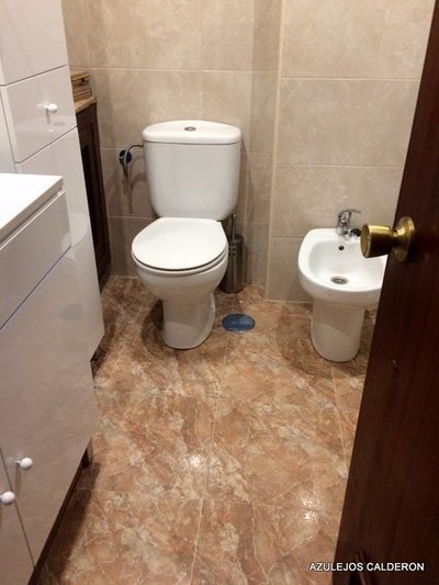 REFORMA DE BAÑO C/LINARES RIVAS