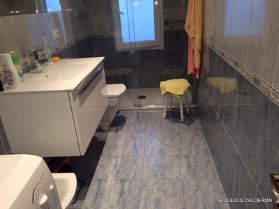 REFORMA DE BAÑO AVDA. SHULTZ